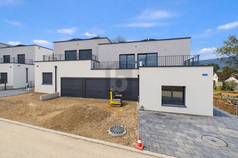 MINERGIE, WITH TWO TERRACES AND PATIO