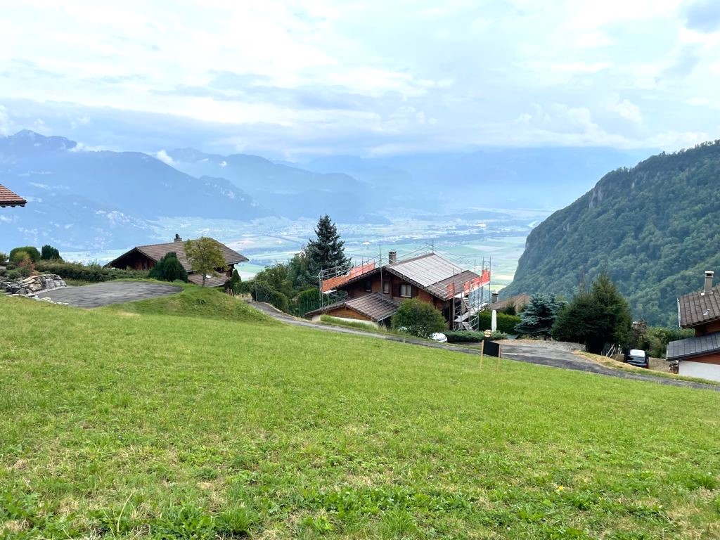 MIEX | LAND FOR SALE FREE OF MANDATE OF 1028 m2