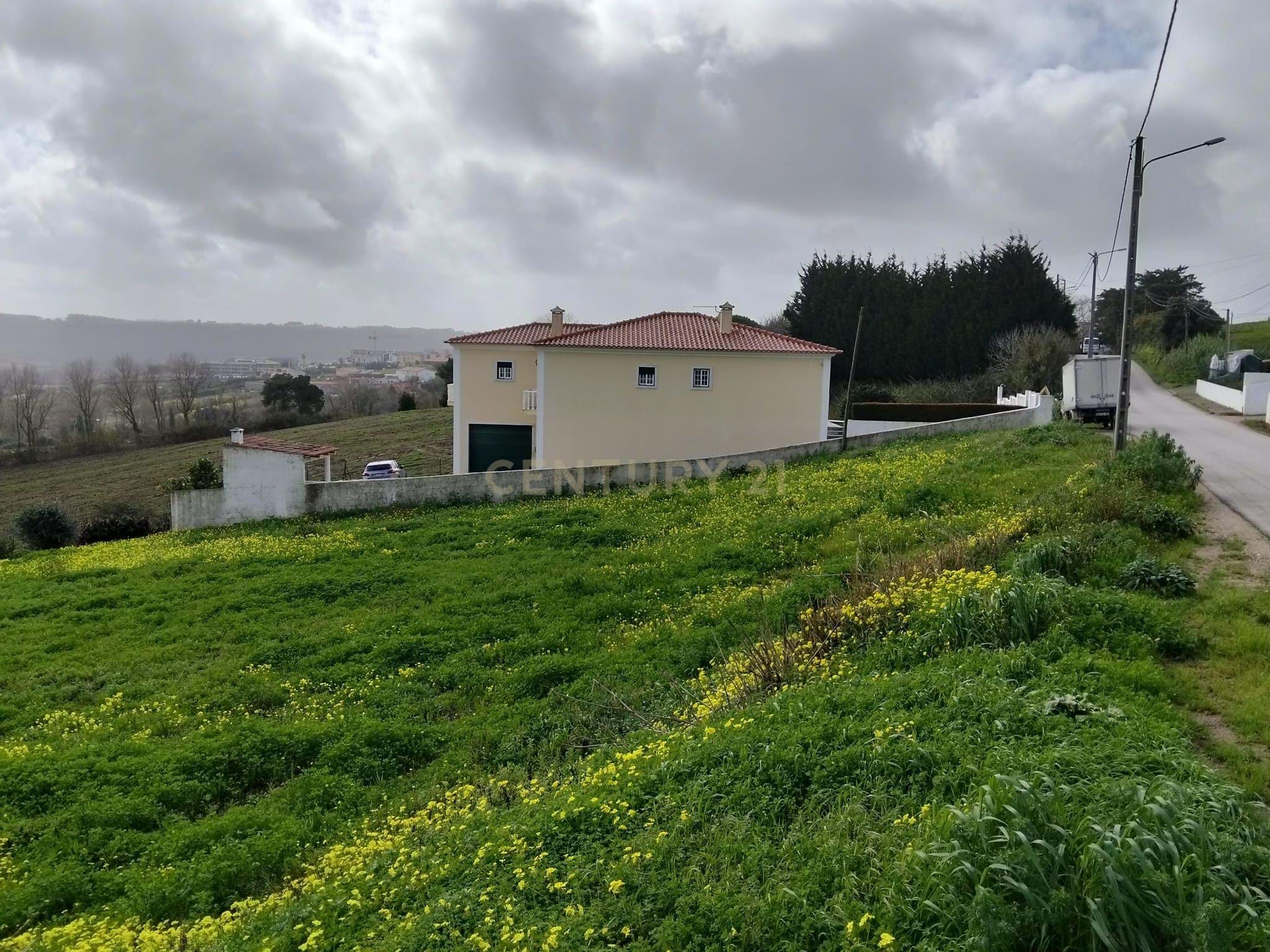 Building plot – Estrada da Cambaia, Encarnação | Mafra