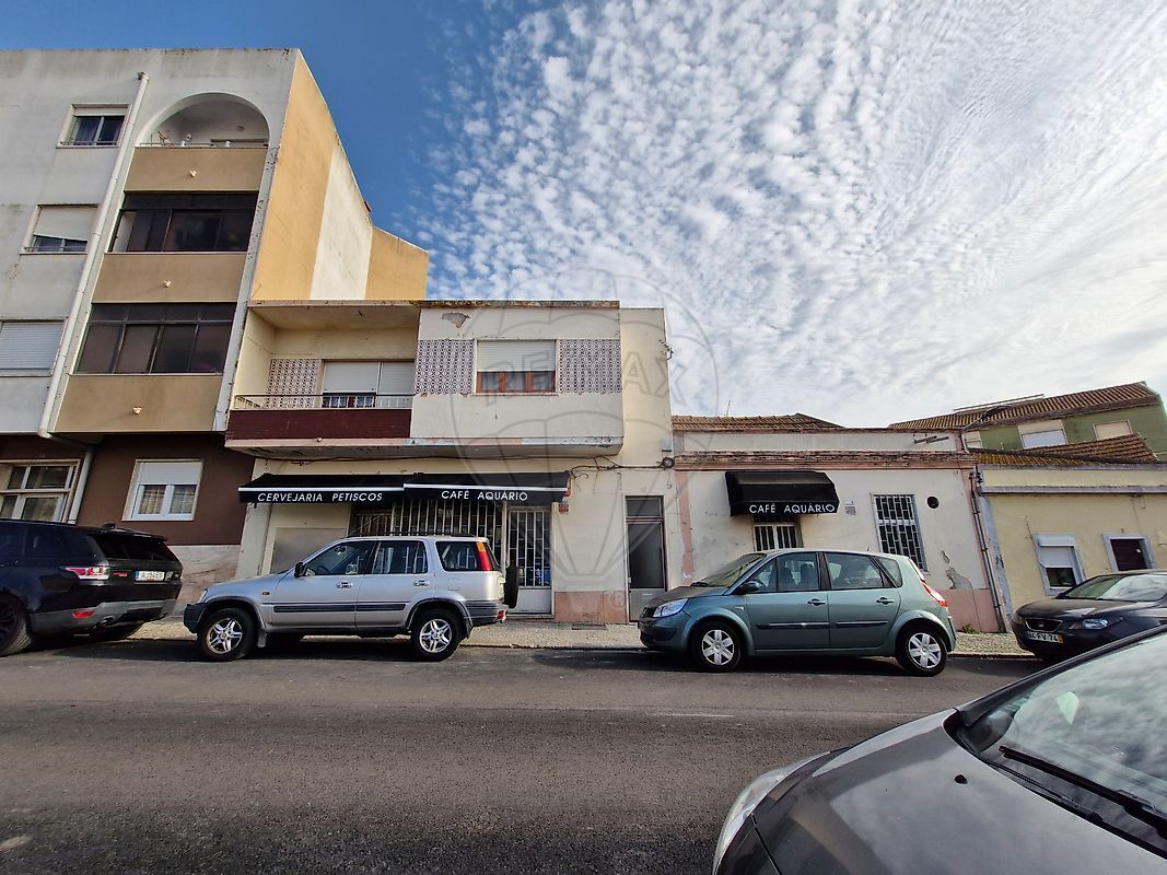 Building for sale in Setúbal, Portugal