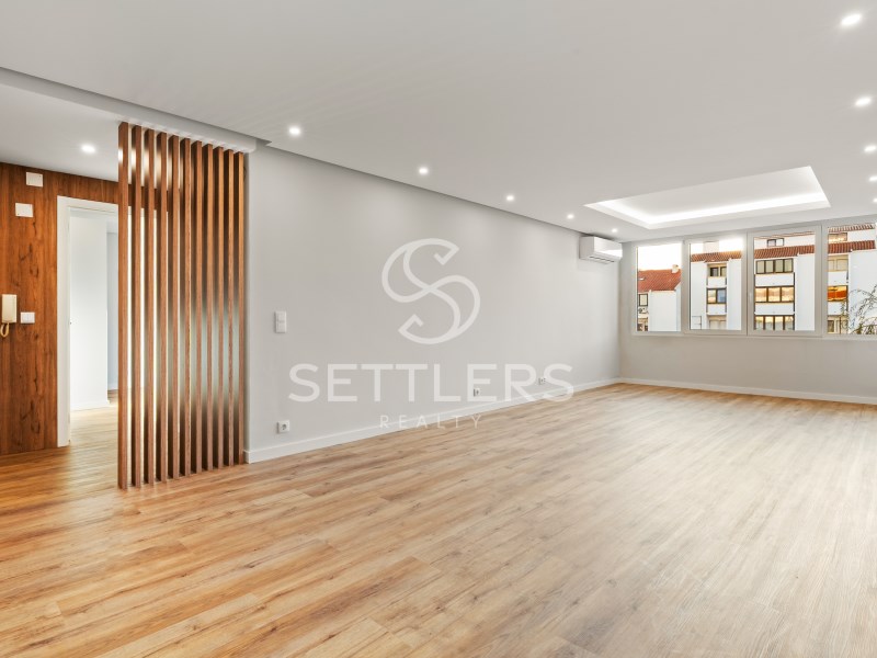 Fully Renovated Three-Bedroom Apartment - Quinta da Bicuda