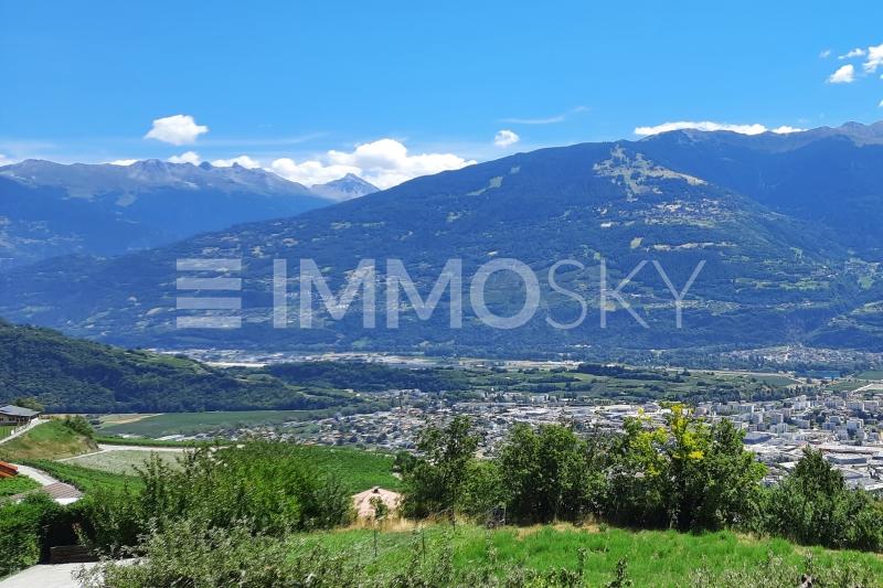 Building plot with breathtaking views of the Valais