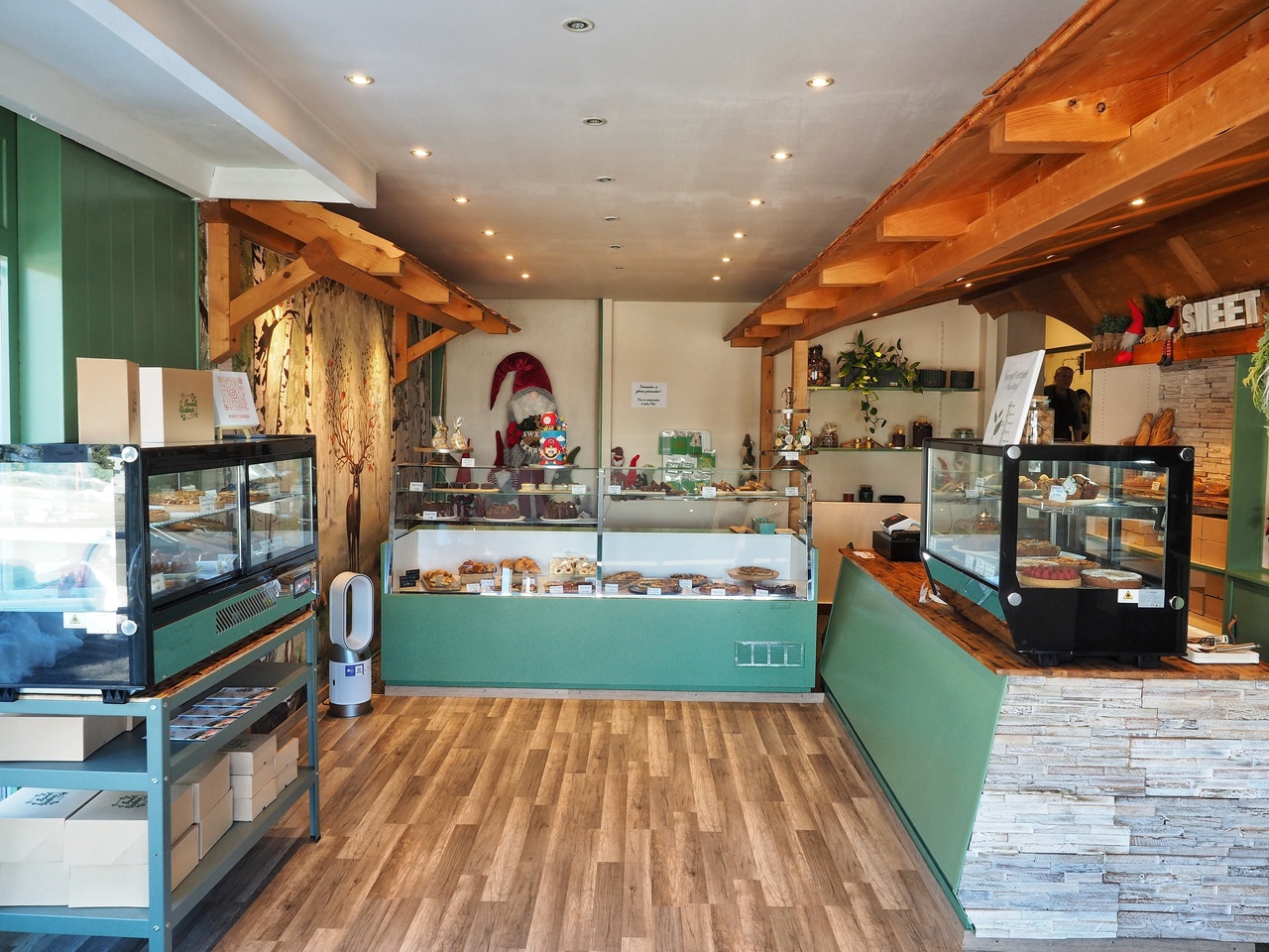 Shopping space in Verbier, central location