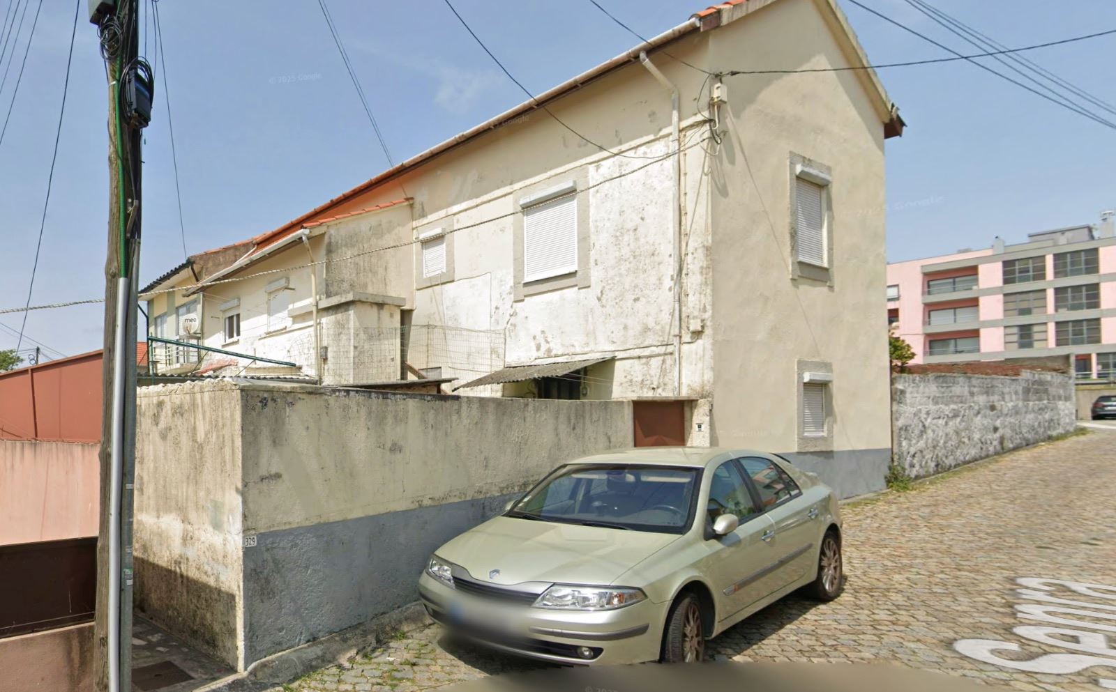 Building for Investment 5 Houses with Profitability in Canidelo, Vila Nova de Gaia