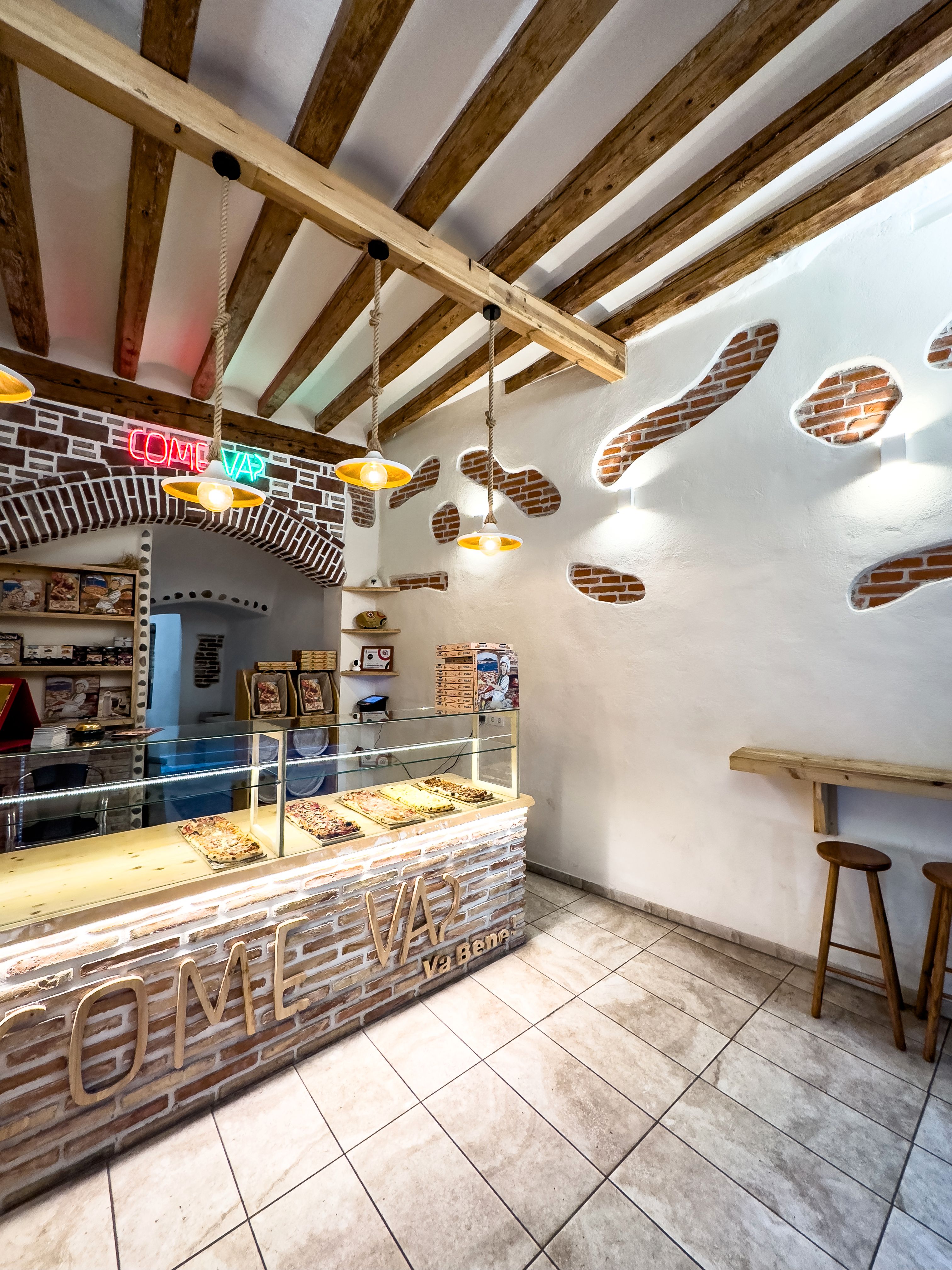 Commercial for sale in Reus, Spain