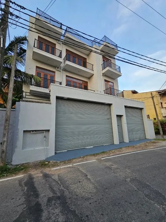 スリランカで販売用中の36 アパートと住宅 | Properstar