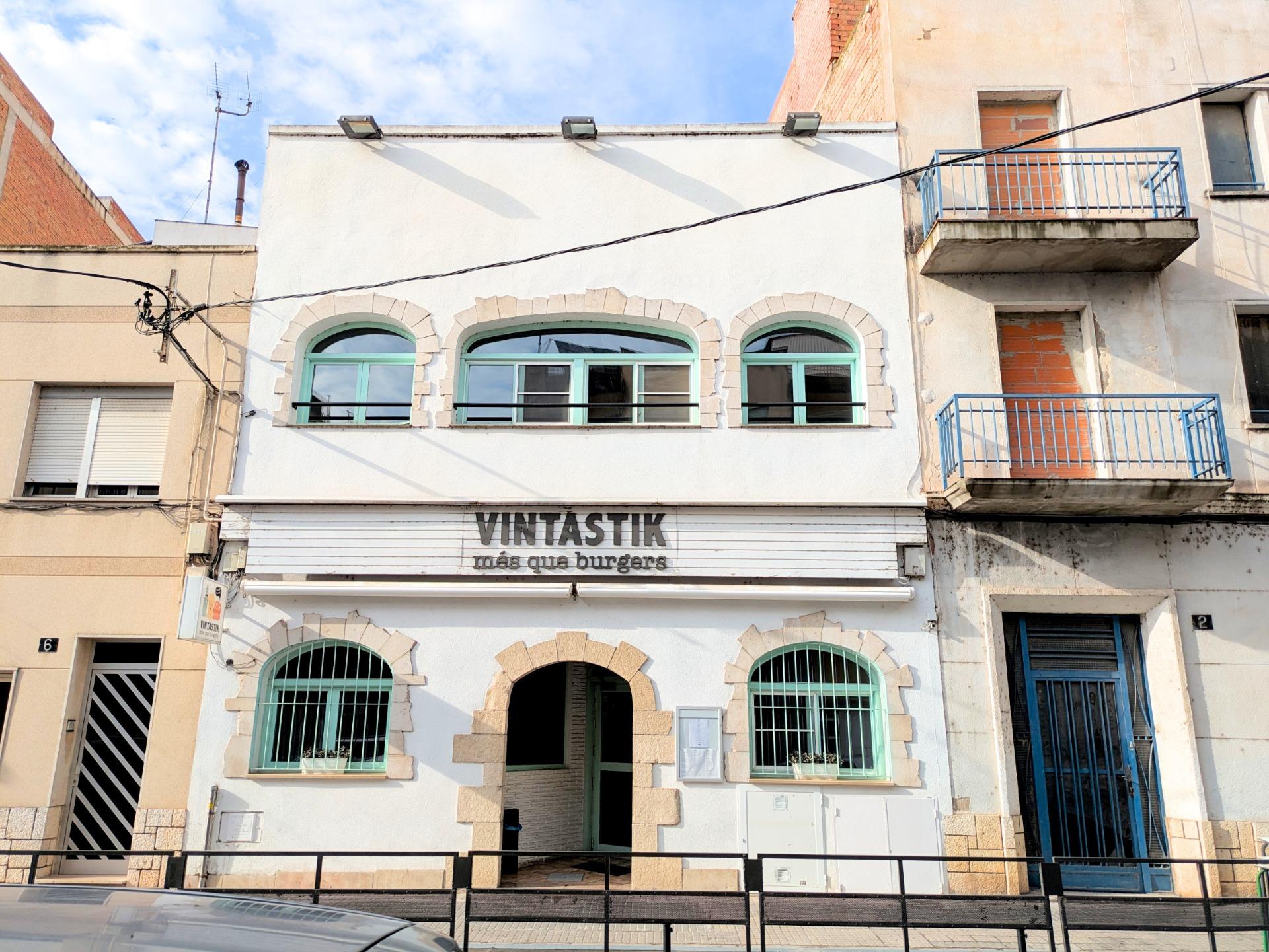 Building for sale in Amposta, Spain