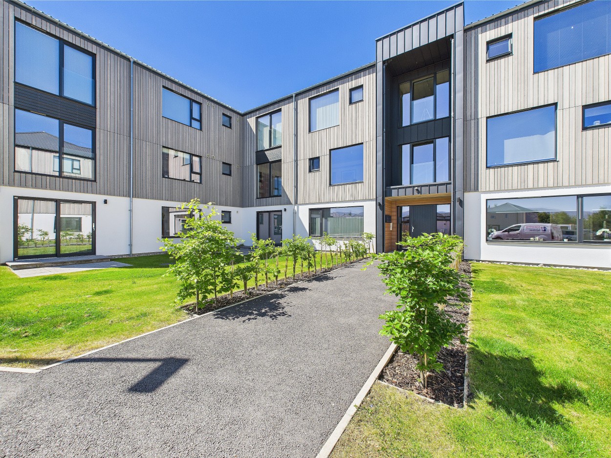 10 Caledonia Place, ** NEW PRICE **, Aviemore