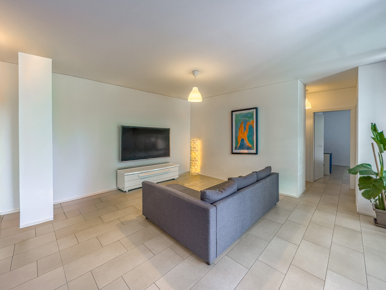 Modern 3.5-room apartment with terrace in Lugano