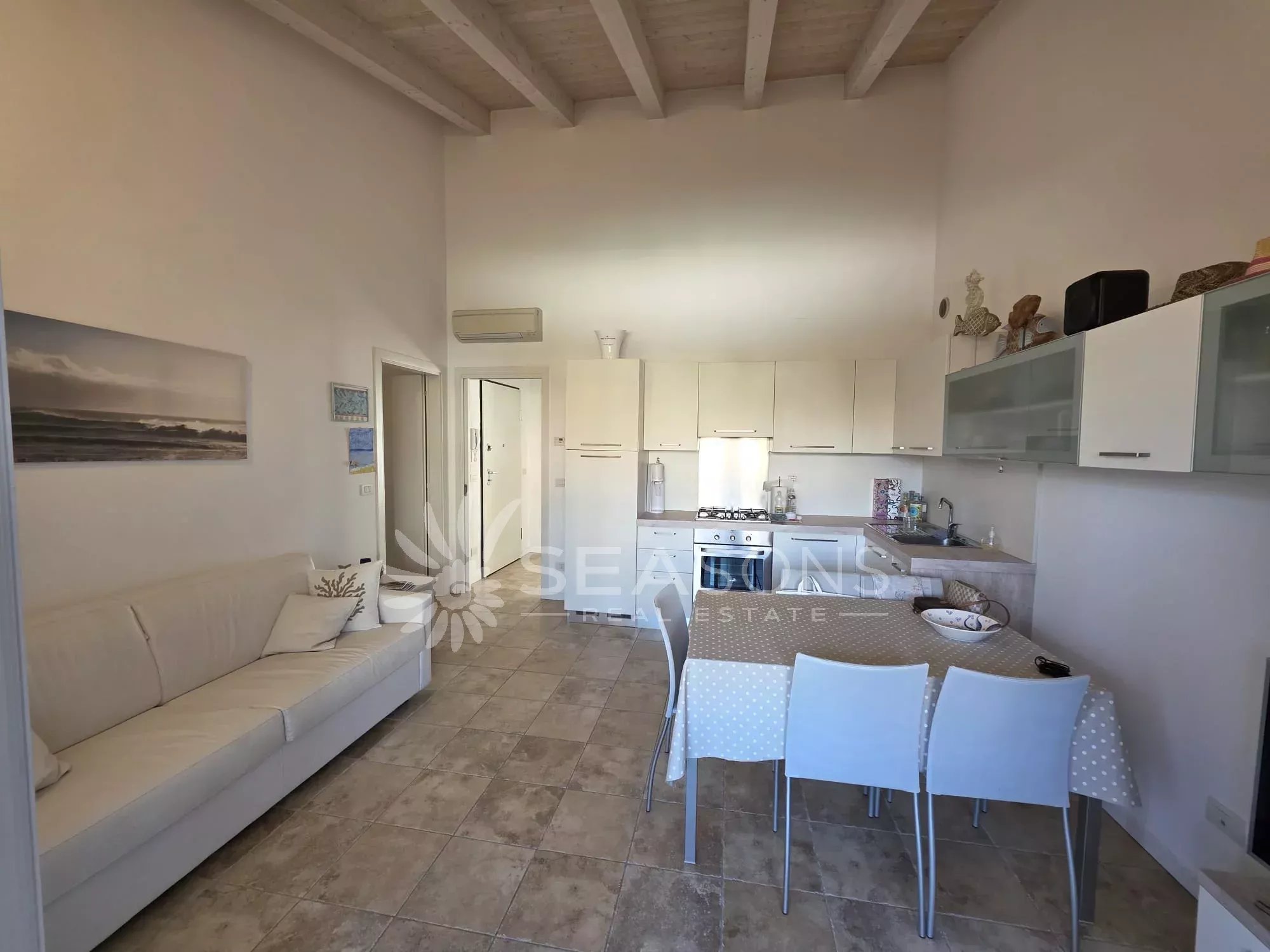 Modern apartment in Jesolo Lido with swimming pool