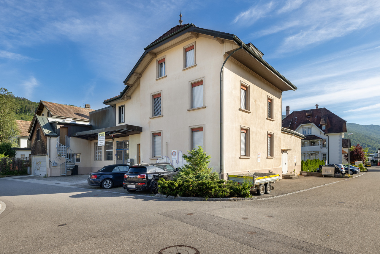 Investment property in the middle of the village centre