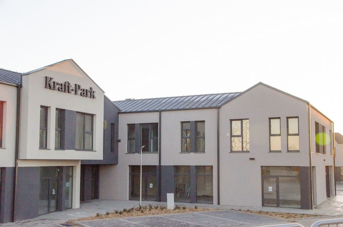 Building for sale, wielkopolskie poznański (Komorniki, Poland)