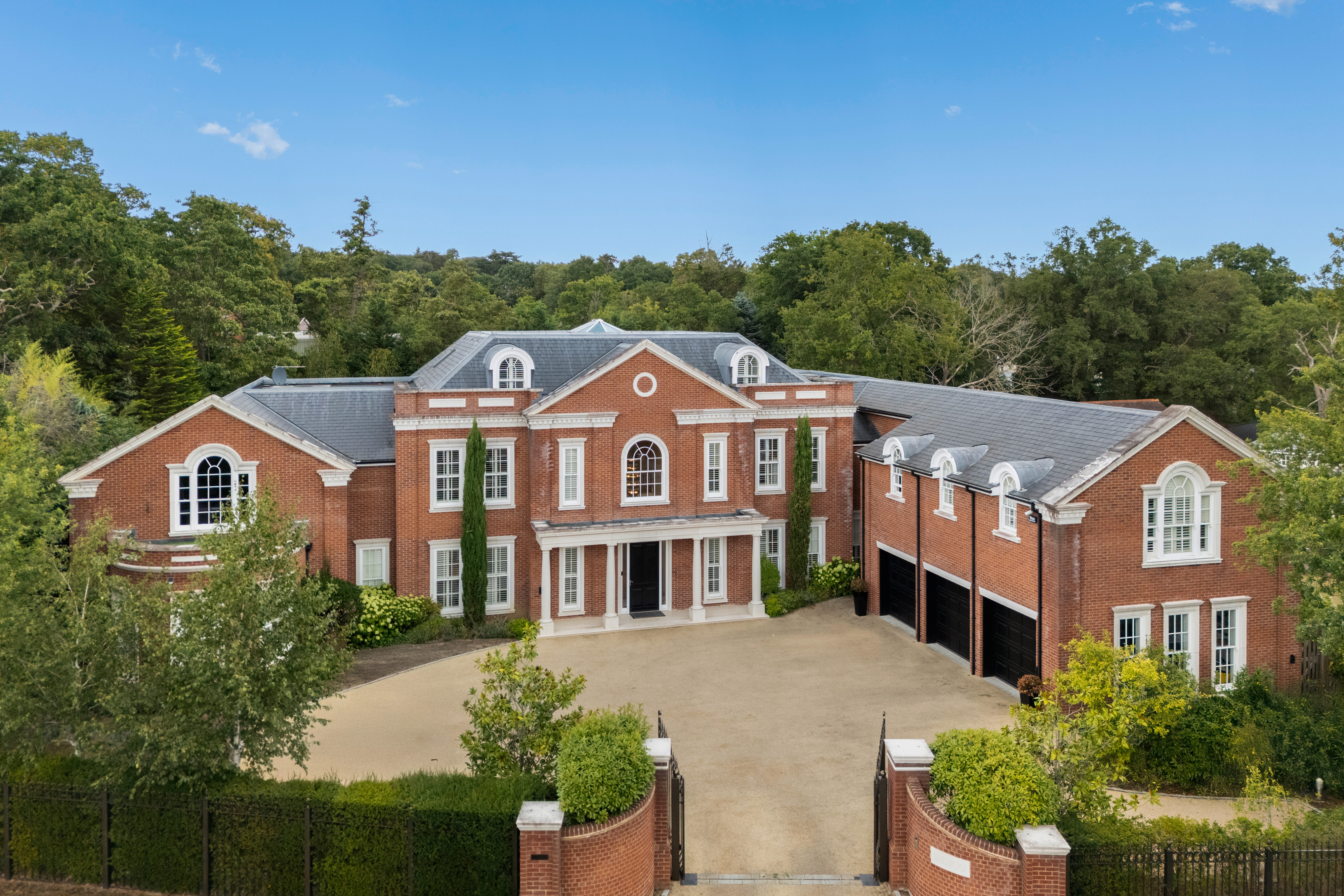 Beautifully finished detached family home within a gated community