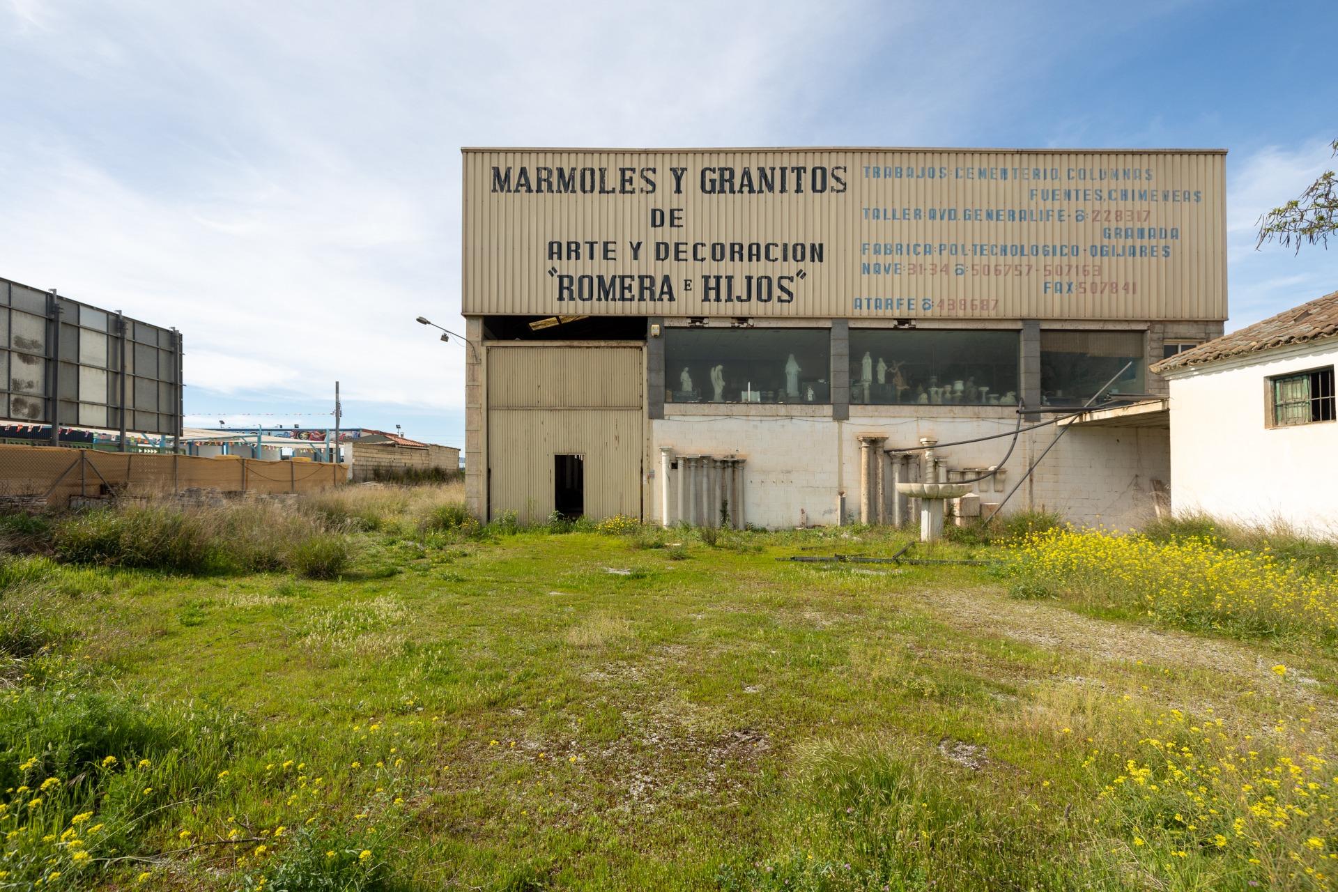 SPECTACULAR INDUSTRIAL WAREHOUSE FOR SALE IN ATARFE