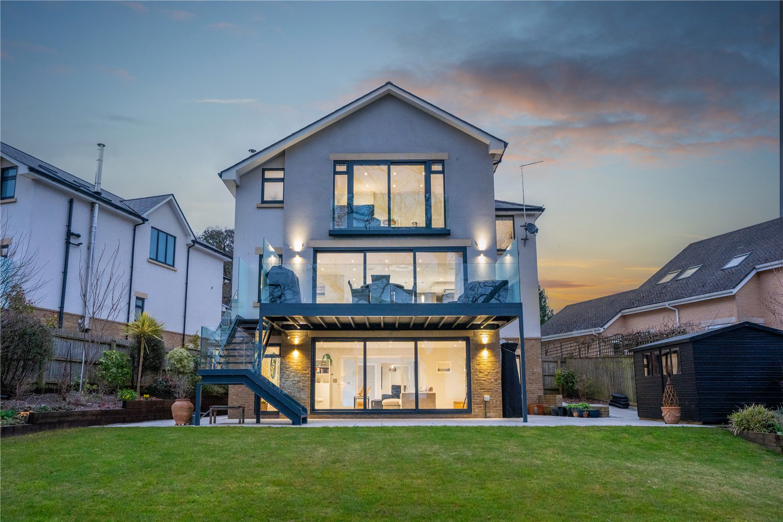 Detached House: for sale in Wimborne Dorset