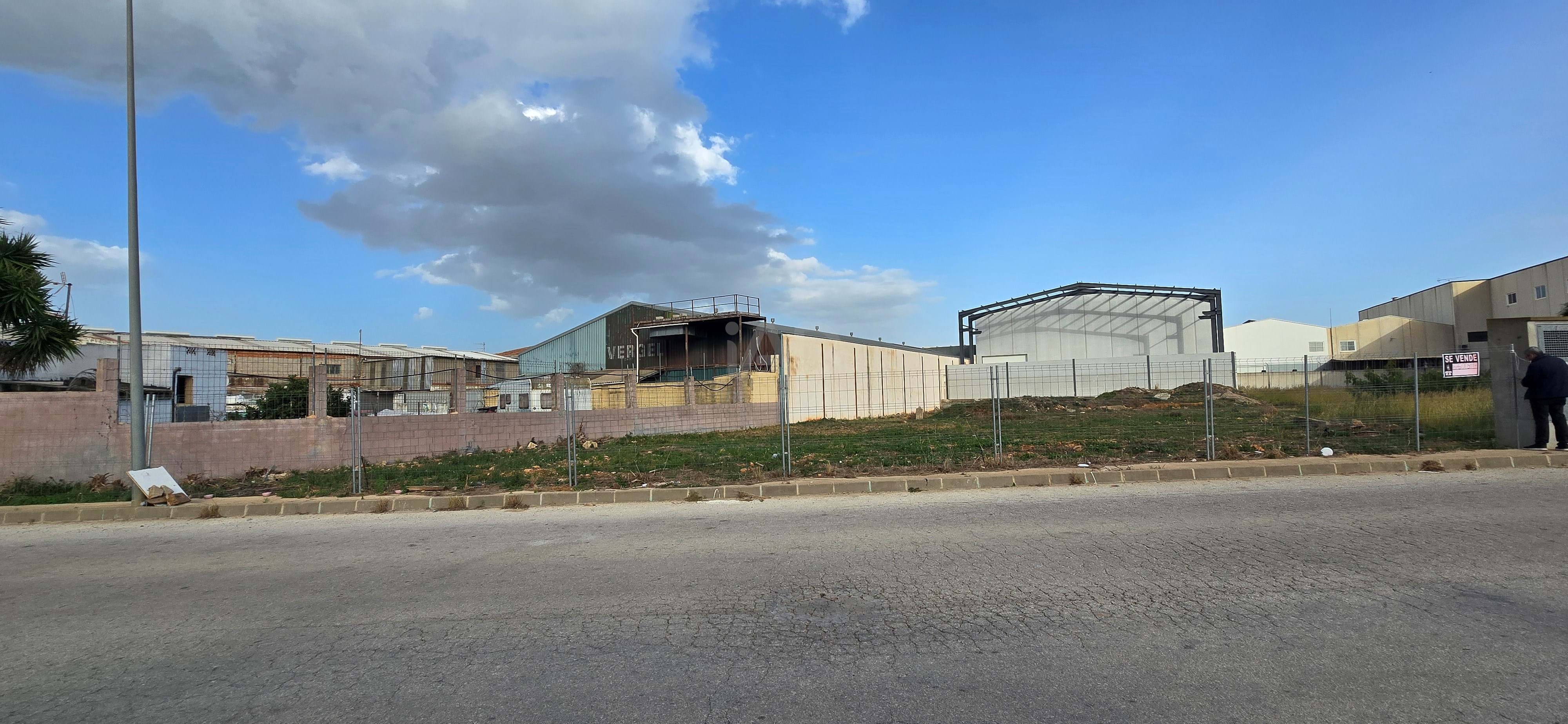 Plot to build - 1435 m2