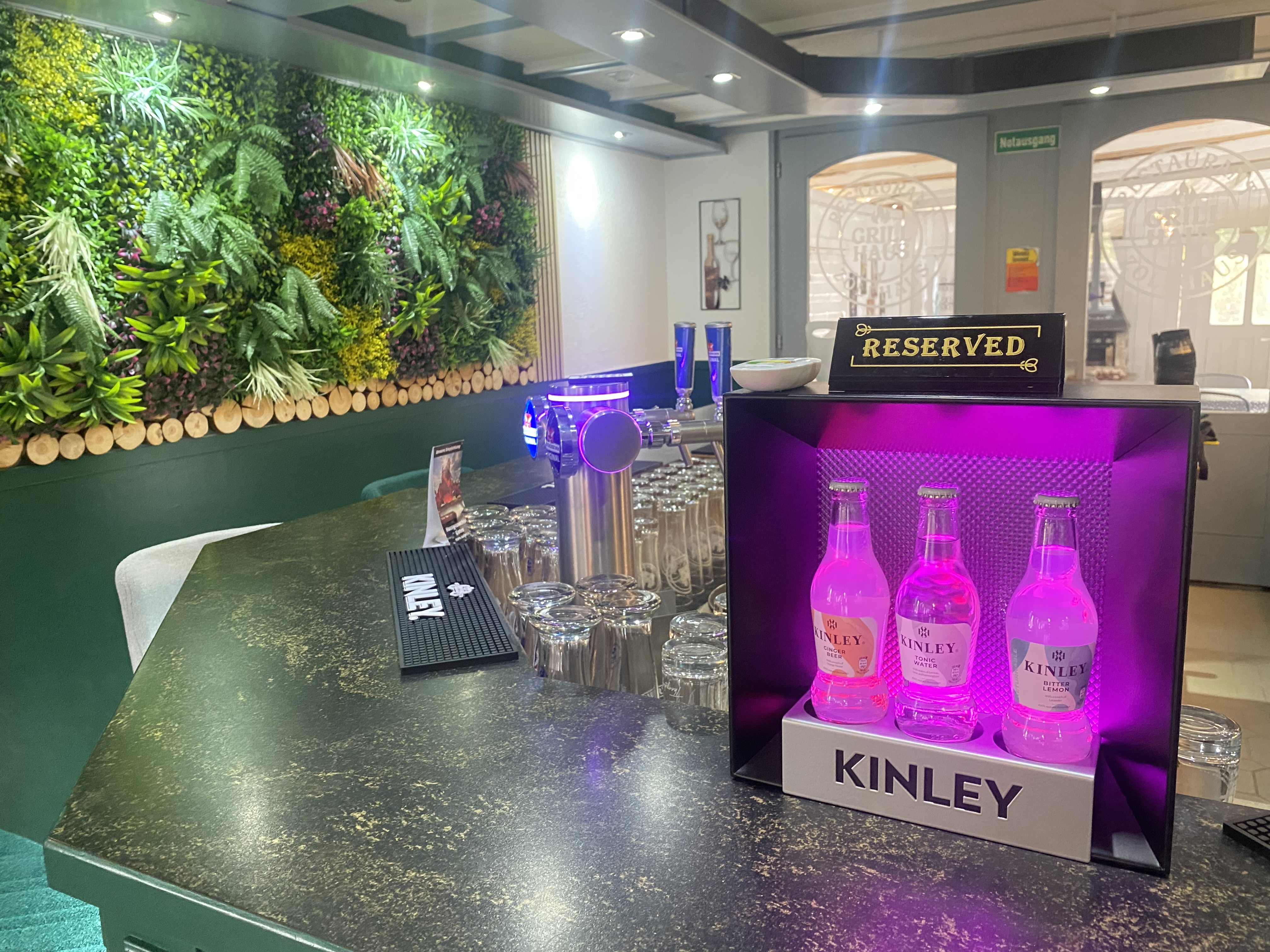 Charming restaurant for sale .....