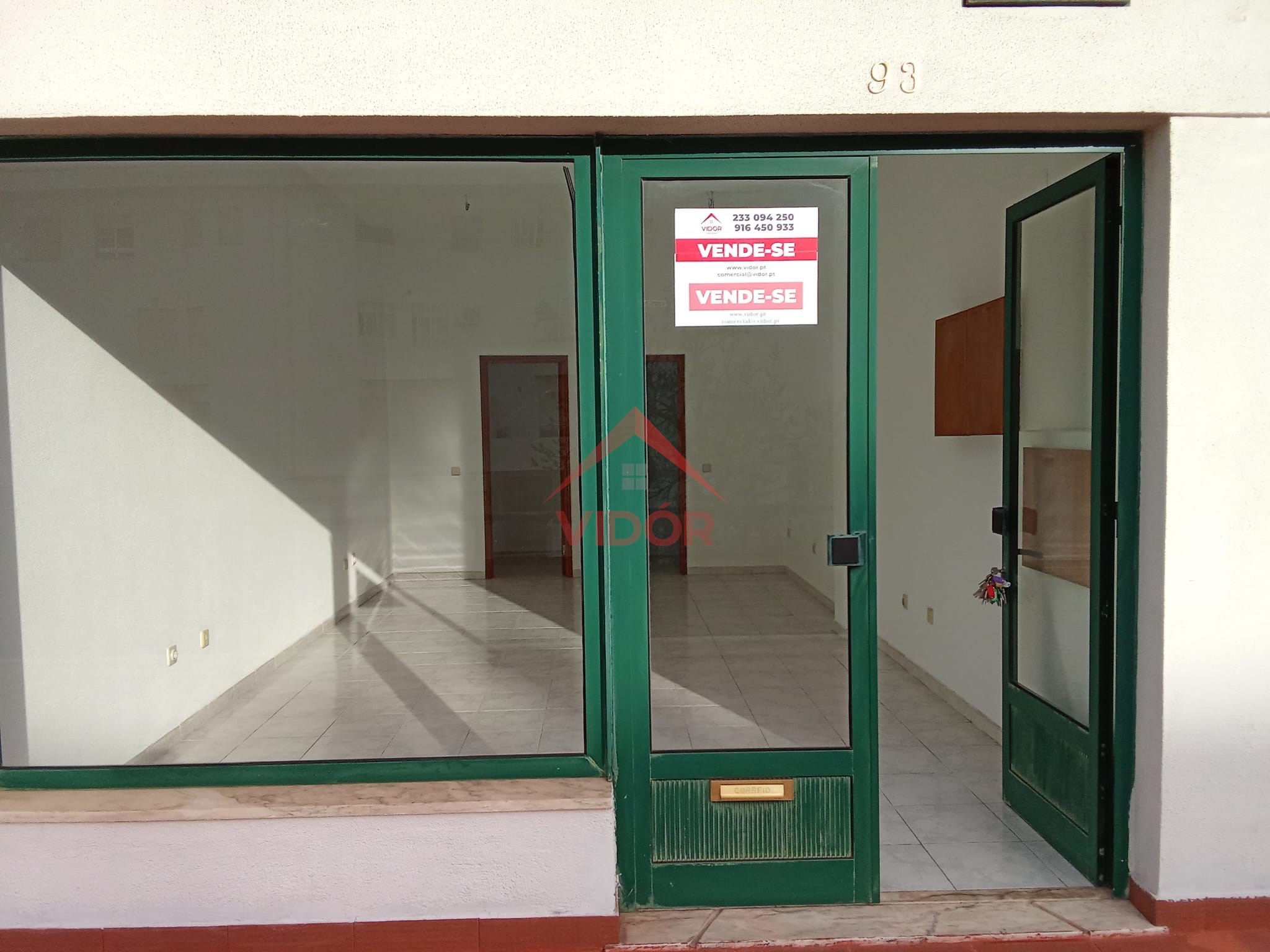 Store with 31m2 in the Municipal Market of Baixa da Banheira