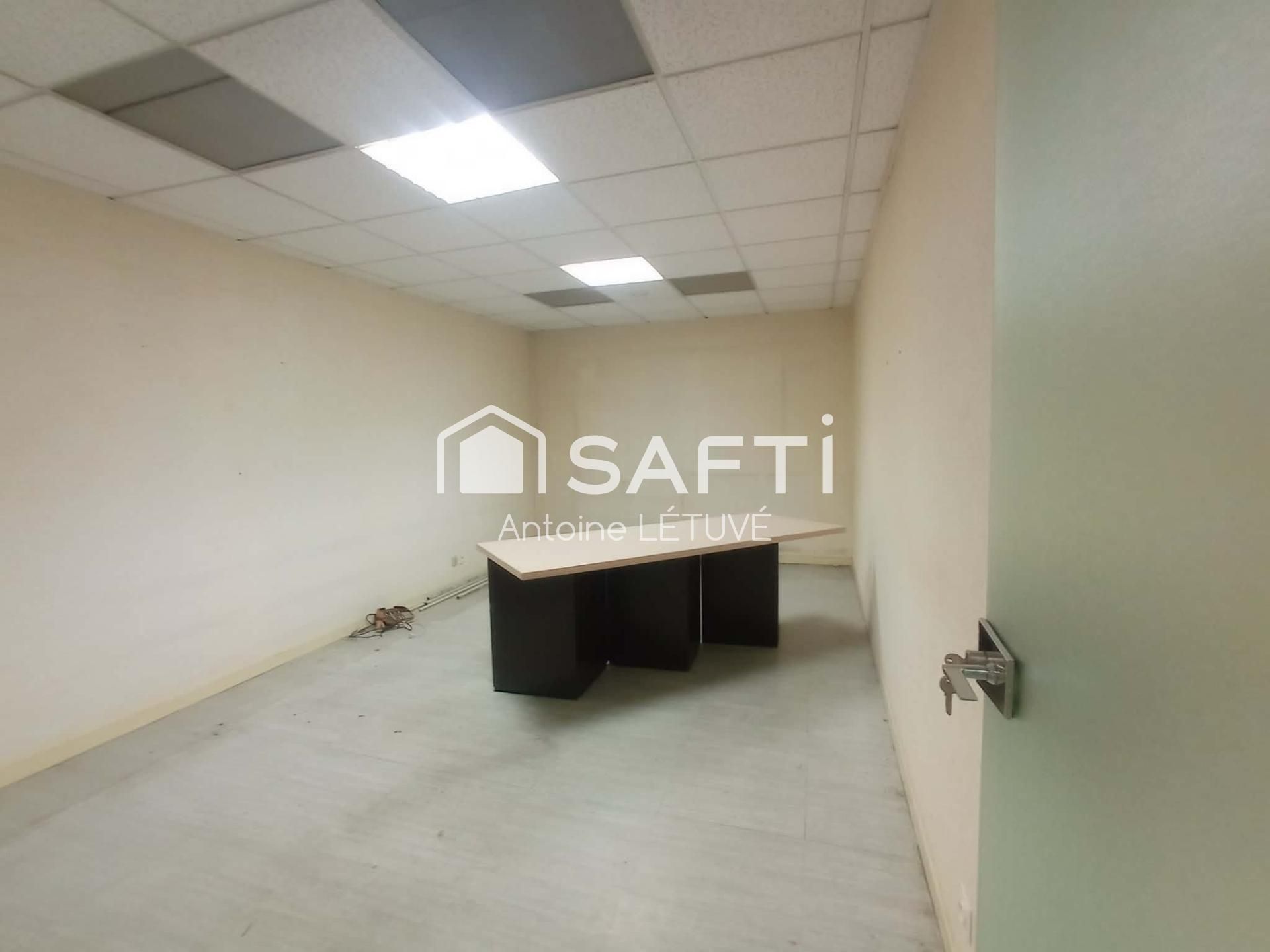 Commercial for sale in Amiens, France