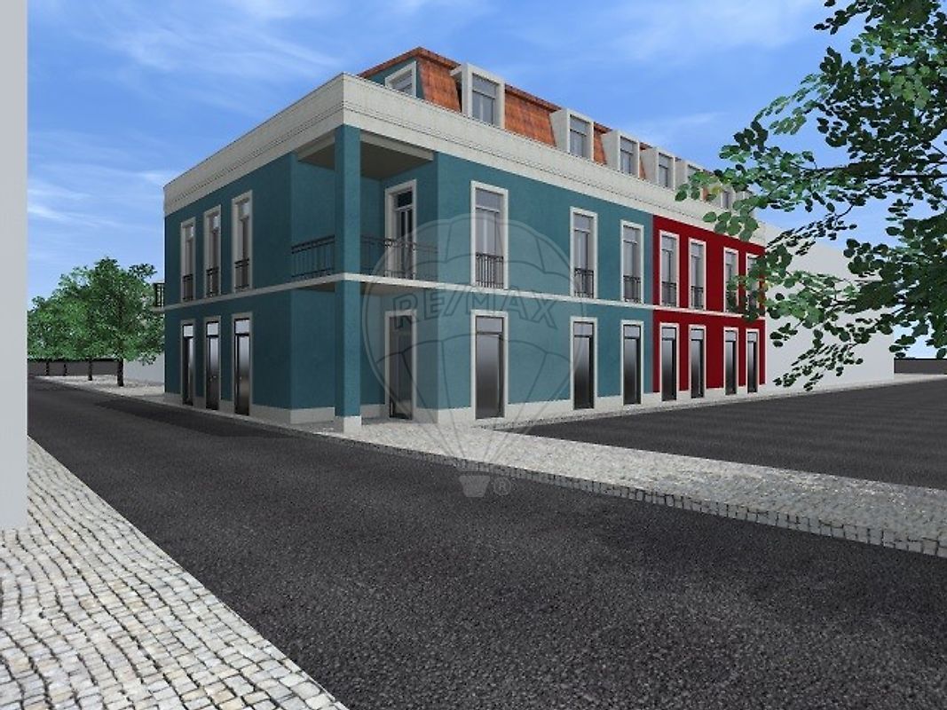 Building for sale in Seixal, Portugal