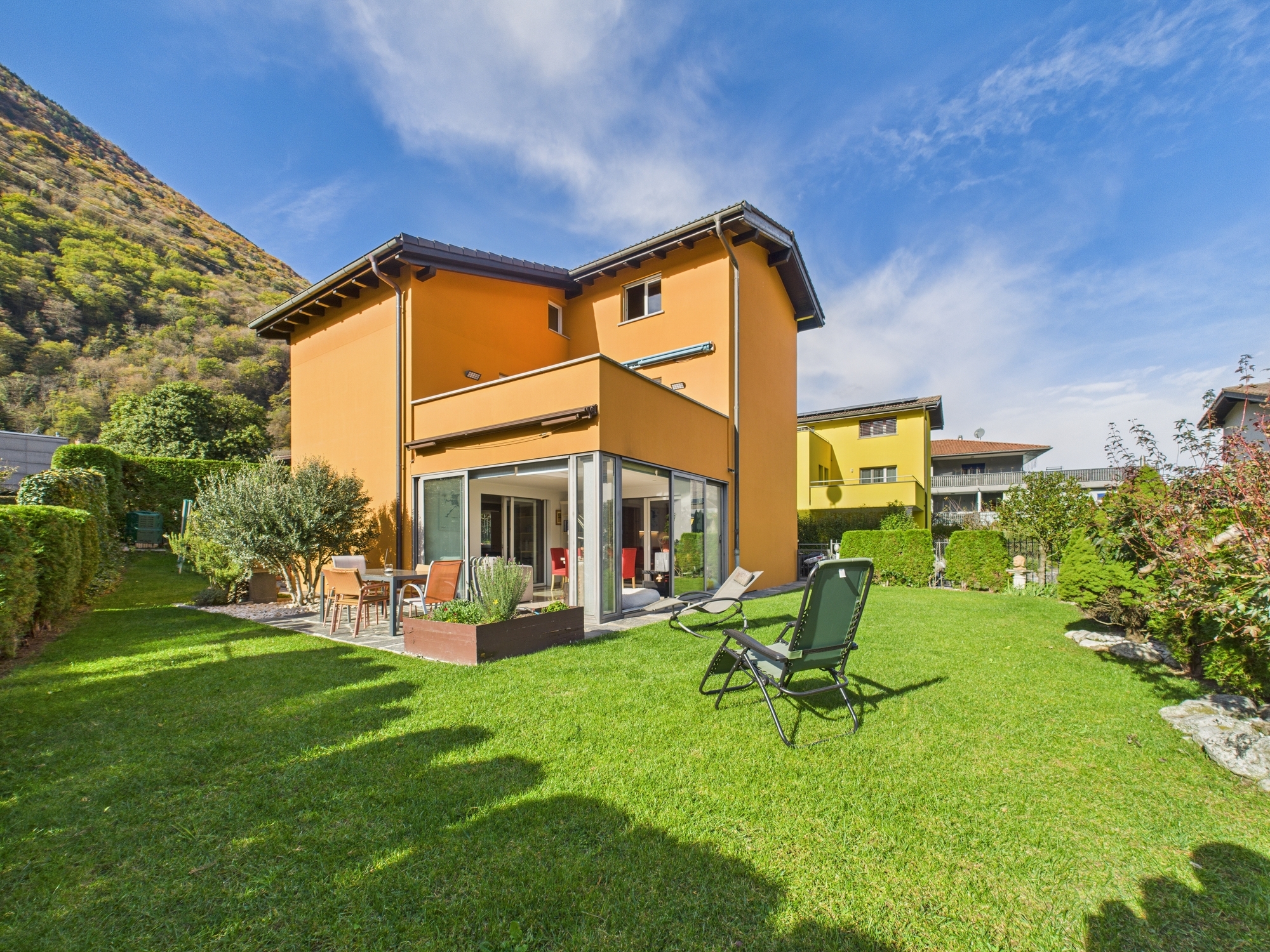 Villetta unifamiliare 5,5 locali con giardino d'inverno, sauna Gnosca