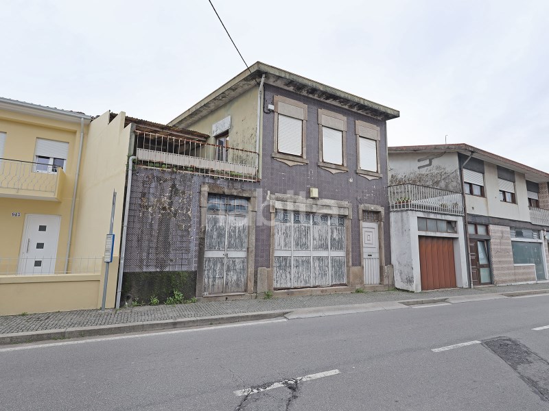 Warehouse for rehabilitation in Milheiros - Maia - Porto