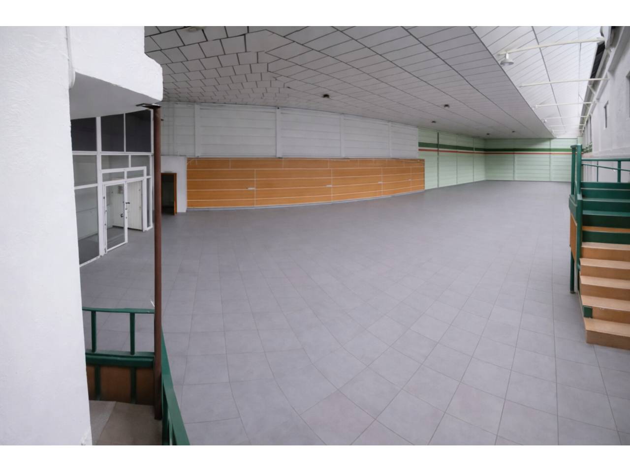 Sale of Commercial Warehouse in Almería Capital