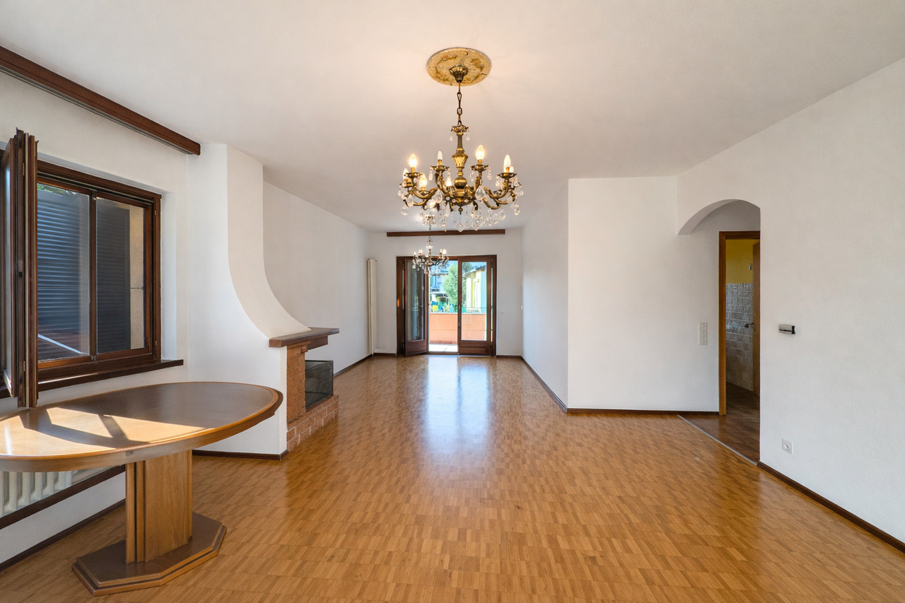 Single/semi-detached house in Taverne