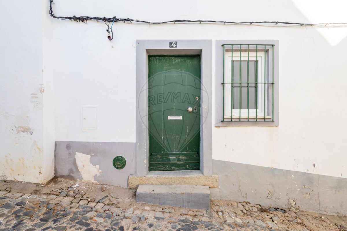 Building for sale in Evora, Portugal
