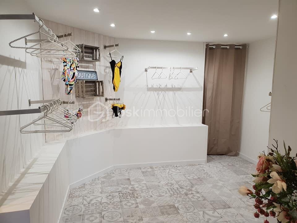 RARE OPPORTUNITY – IN THE HEART OF LA GRANDE MOTTE ****