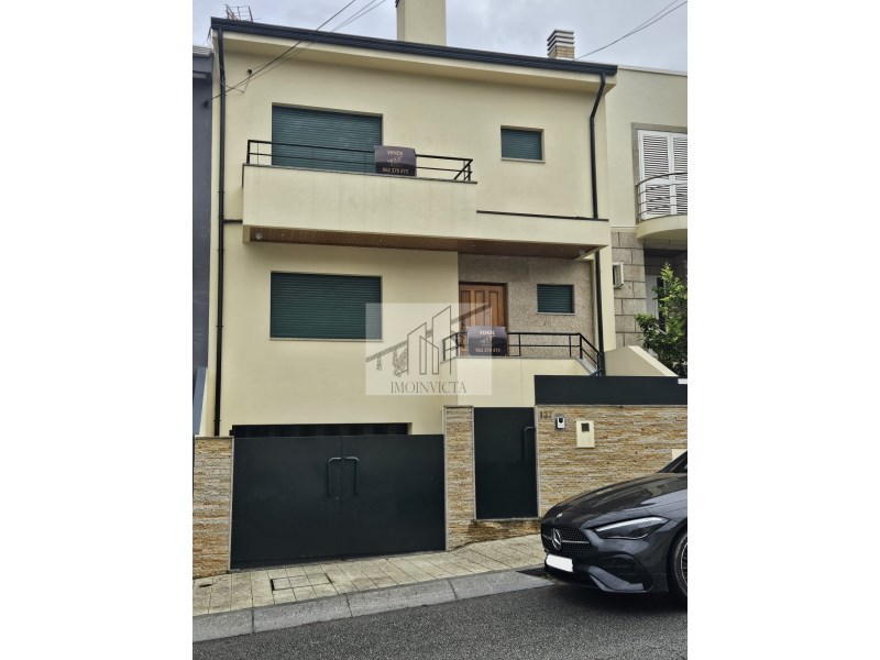 3 BEDROOM VILLA IN ERMESINDE (DREAMS)