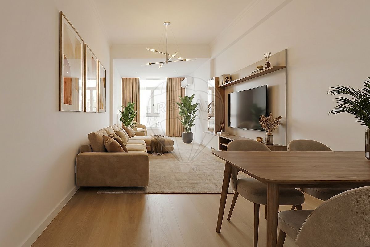 Condo for sale in Odivelas, Portugal