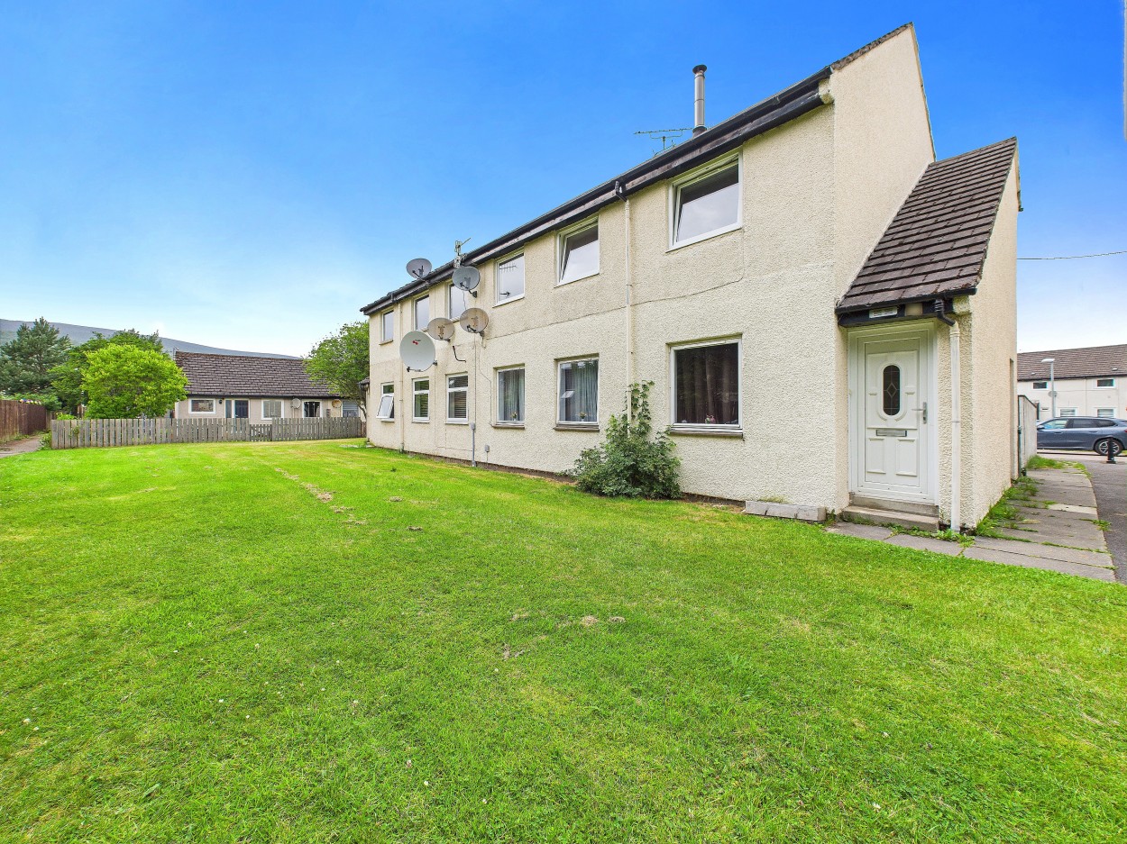 18 Burnside Road, Aviemore