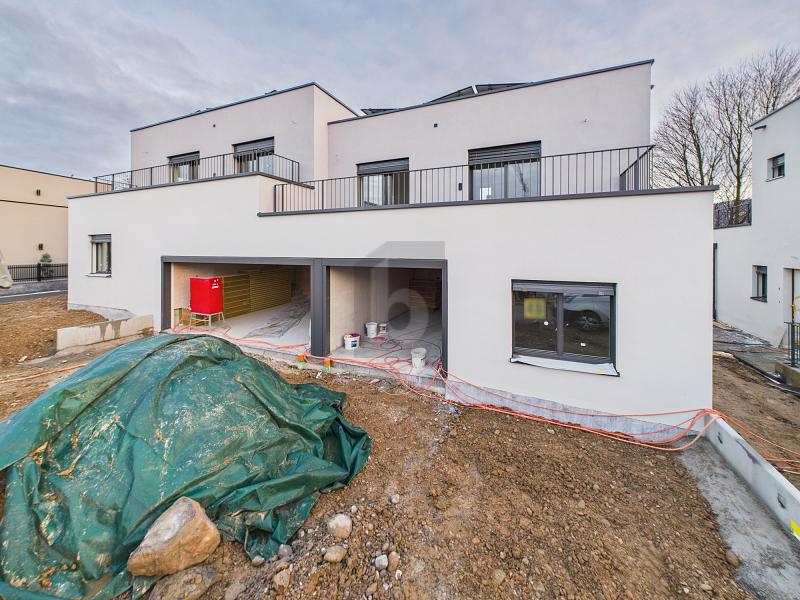 MINERGIE WITH GARDEN AND TERRACE