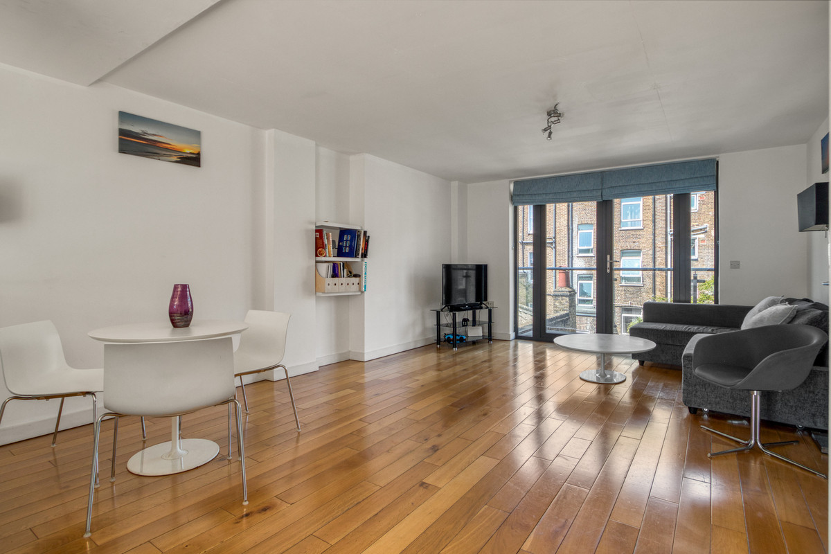 Apartment: for sale in London