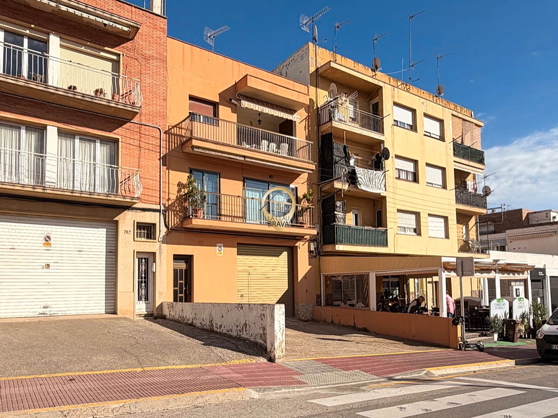 Commercial for sale in Sant Feliu de Guíxols, Spain