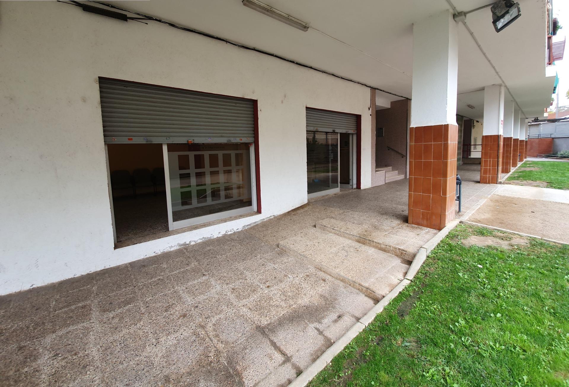Commercial premises in Sabadell, Concordia Obrascón area !!