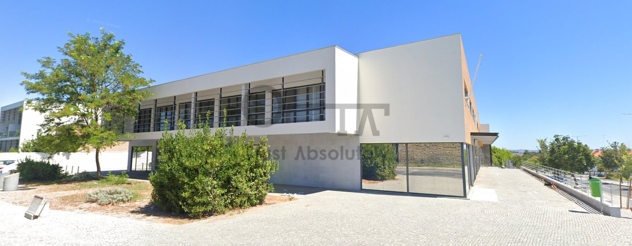 Office Building - Évora