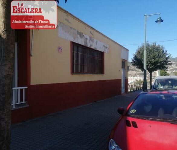 421m2 industrial warehouse, Alcoy