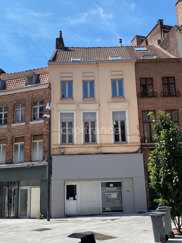 Dpt Nord (59), for sale ROUBAIX mixed relationship building business-office-apartment 11 rooms, 207m²