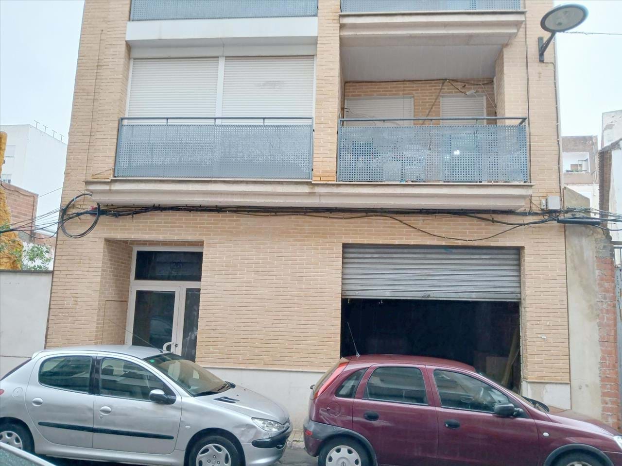 Premium Commercial Property for Sale in Sagunto – €76,000 Calle Rosa La nº 26 – Sagunto (Valencia)