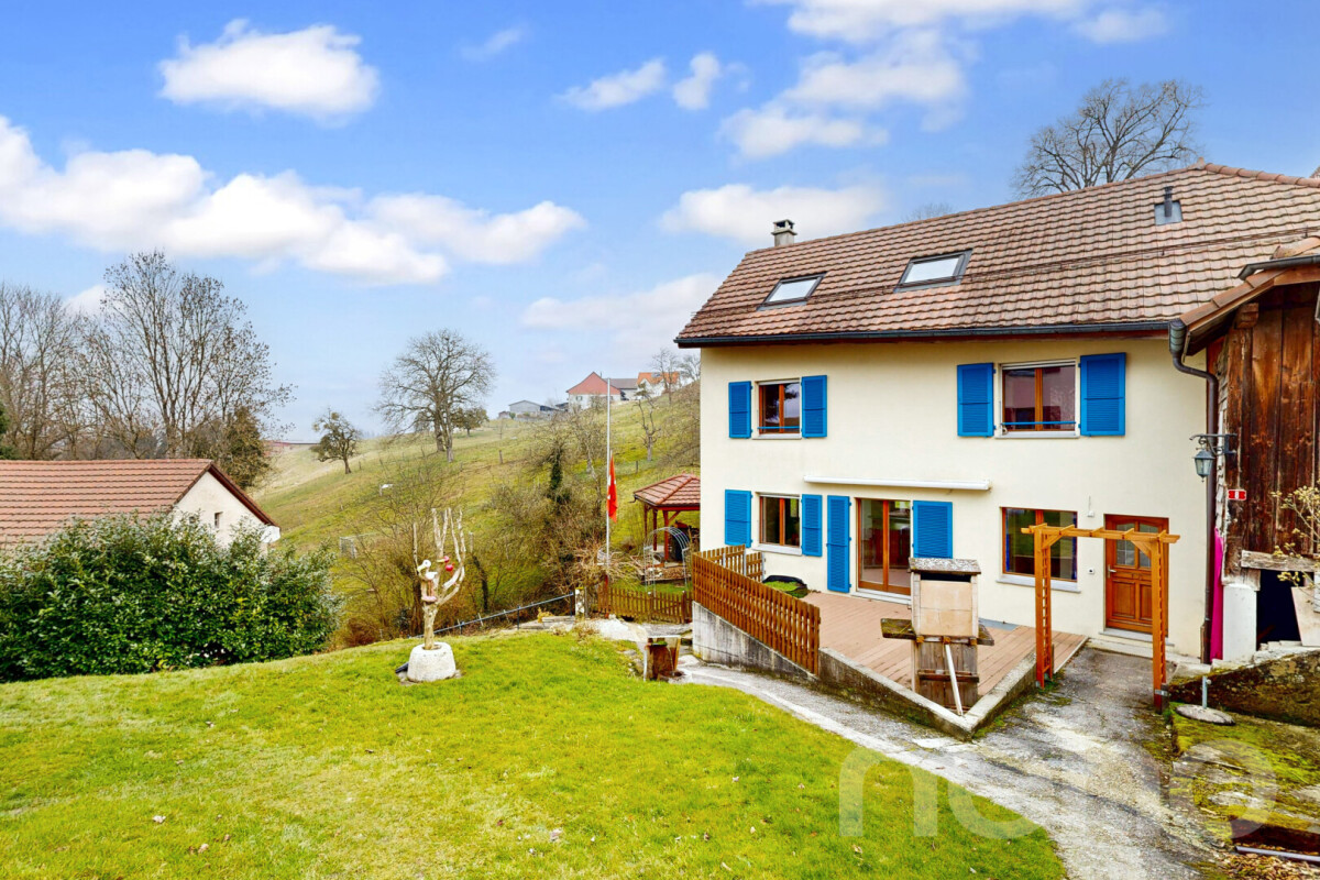 Detached villa in Bioley-Magnoux