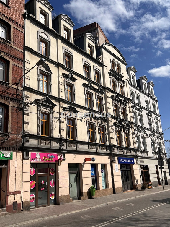 Building for sale, śląskie (Chorzow, Poland)