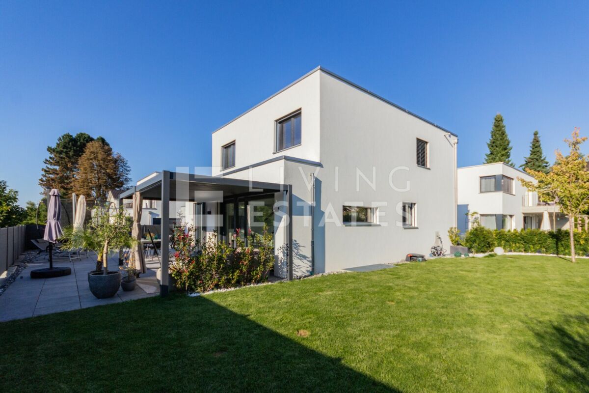 A MUST FOR CONNOISSEURS