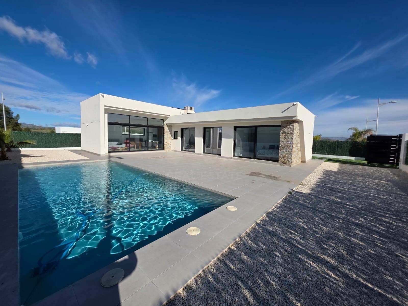 3 bedroom house - 113.18 m2