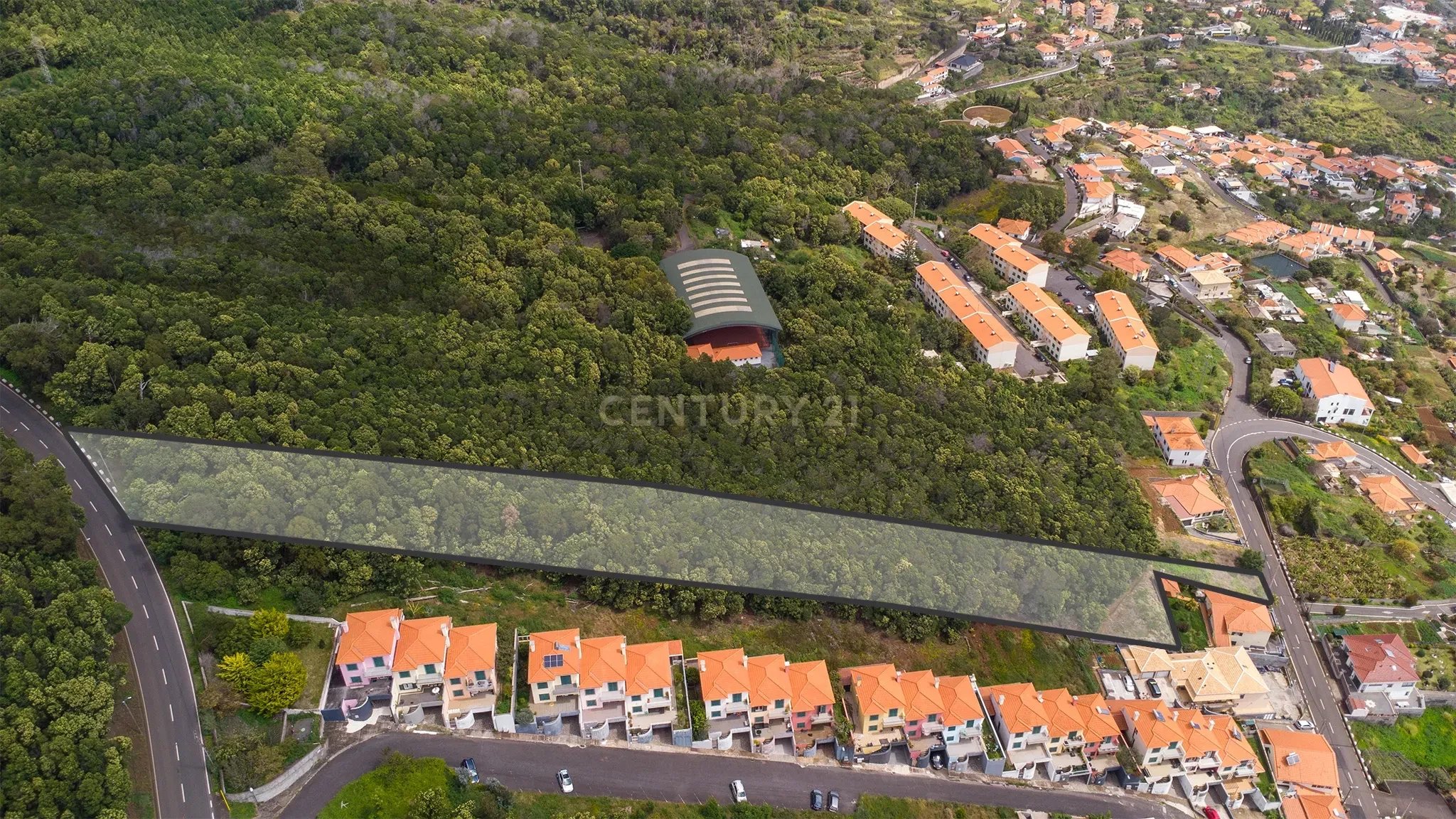 4734m² Plot with Sea View in Santa Cruz – Madeira