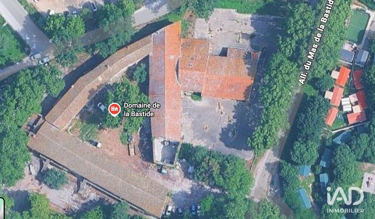 Commercial for sale in Nîmes, France