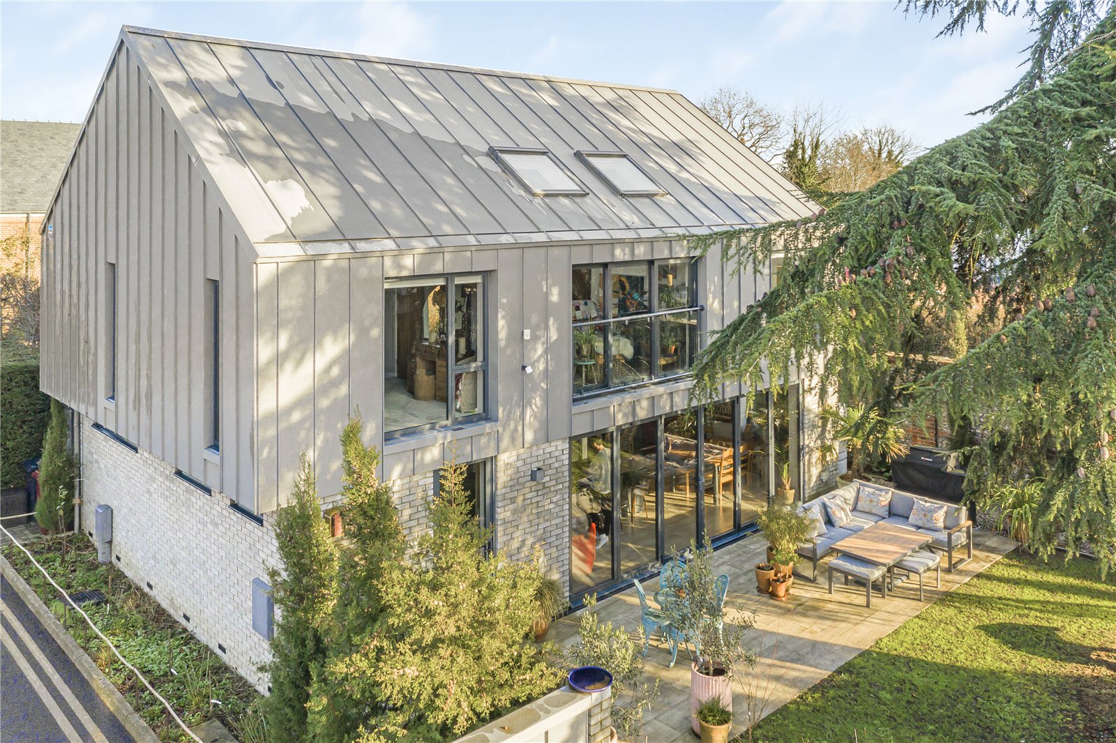 Detached House: for sale in Chichester West Sussex