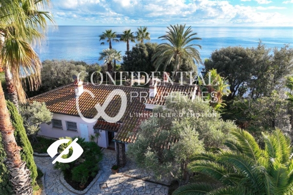 Exceptional location, waterfront - 83120 SAINTE MAXIME