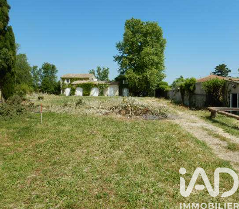 Land Plot for sale in Saint-Saturnin-lès-Avignon, France